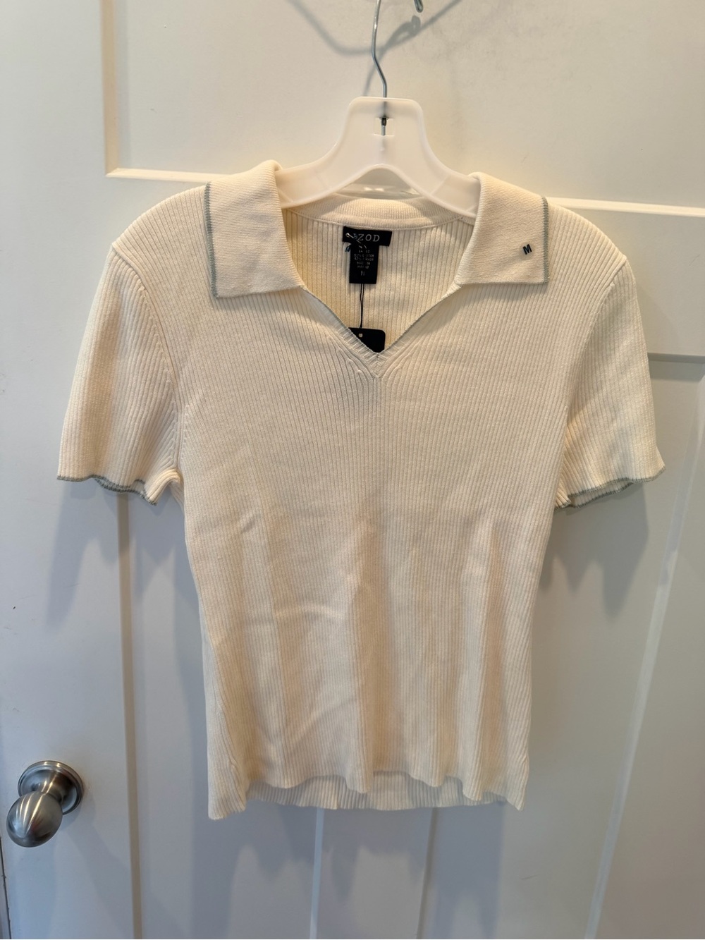 NWT IZOD Cream Ribbed Knit Collared Polo Sweater Top Medium